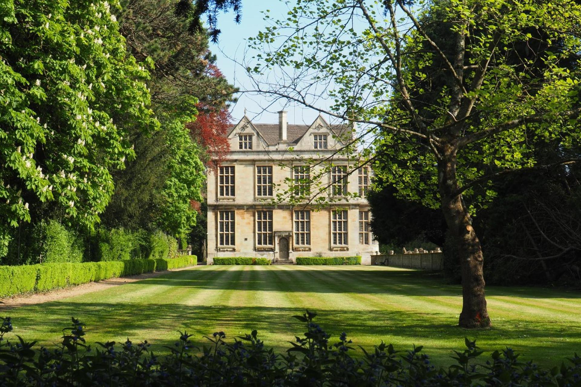 The Hall - Historic Grade I-Listed Jacobean Mansion Bradford-On-Avon Bagian luar foto