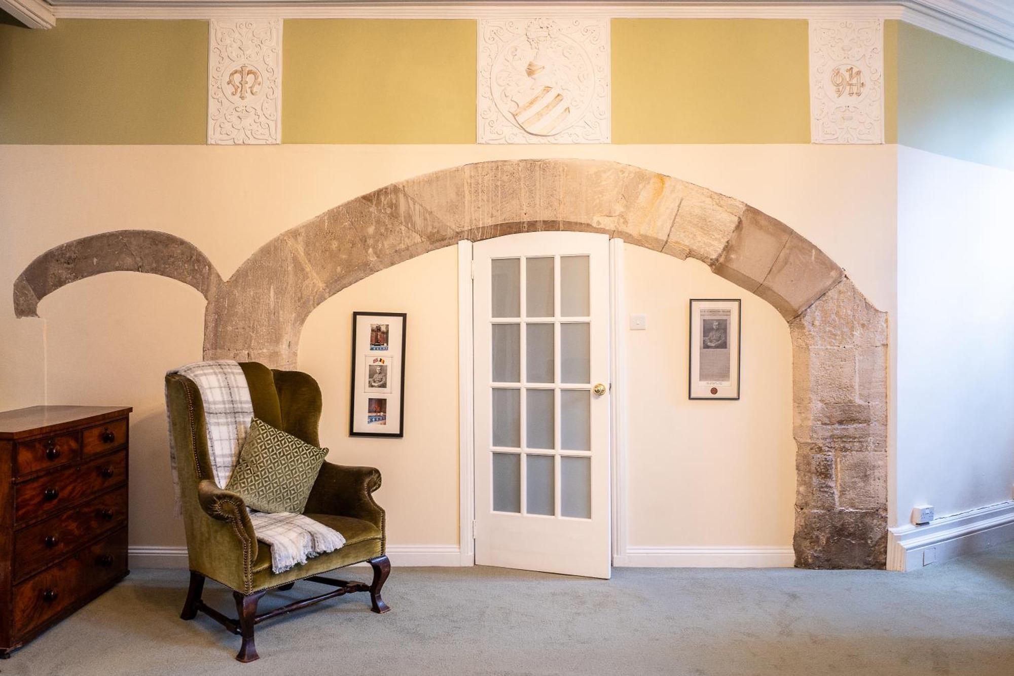 The Hall - Historic Grade I-Listed Jacobean Mansion Bradford-On-Avon Bagian luar foto