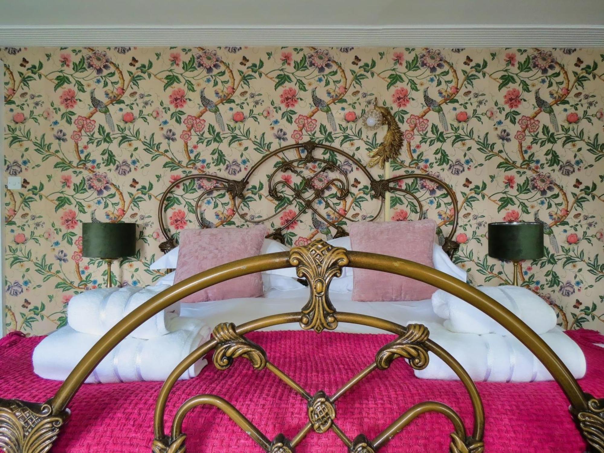 The Hall - Historic Grade I-Listed Jacobean Mansion Bradford-On-Avon Bagian luar foto