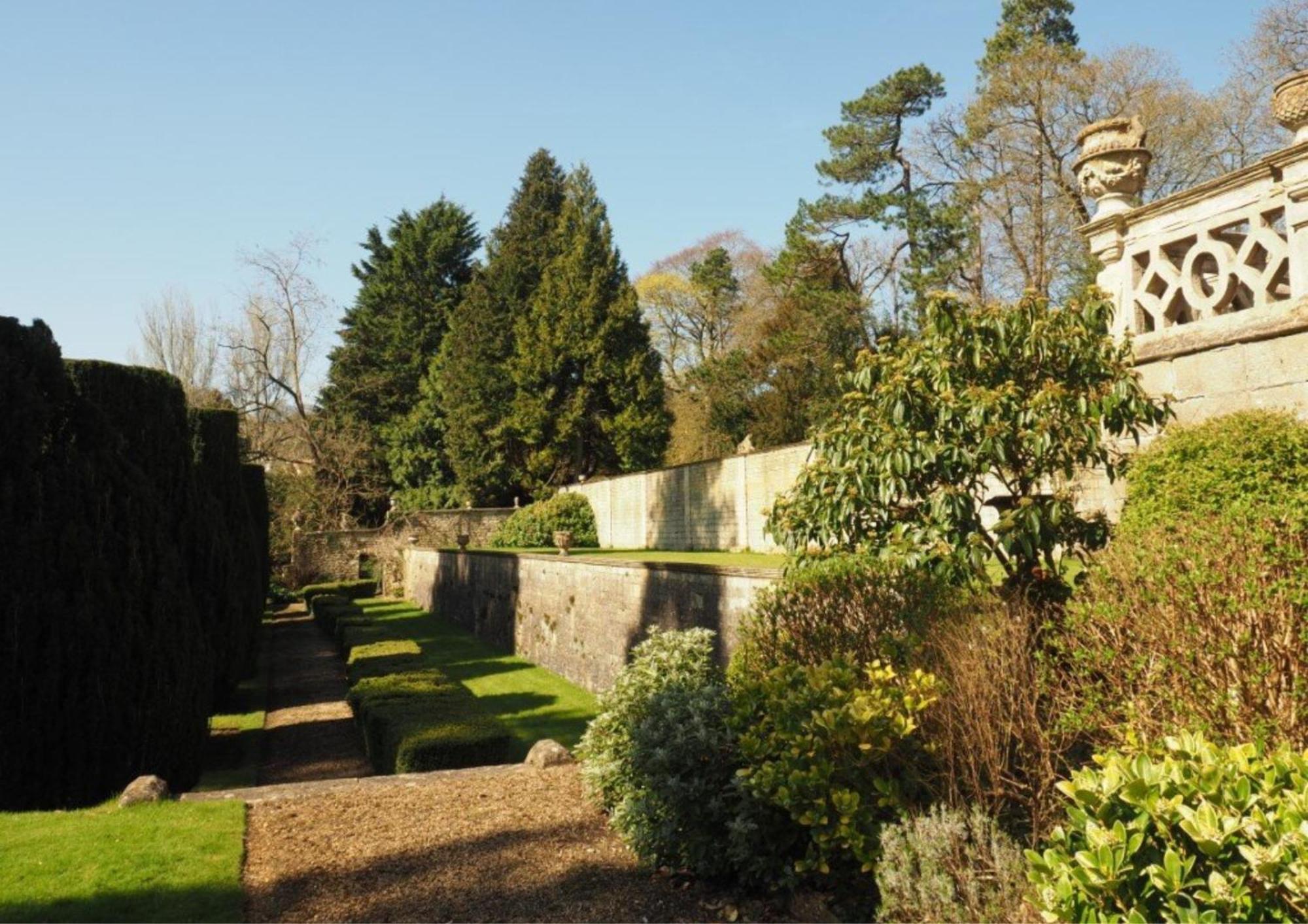 The Hall - Historic Grade I-Listed Jacobean Mansion Bradford-On-Avon Bagian luar foto
